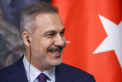 Russian and Turkish foreign ministers hold talks in Moscow