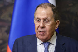 Russian and Turkish foreign ministers hold talks in Moscow