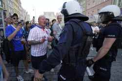 Атмосфера во Вроцлаве перед финальным матчем Лиги конференций УЕФА между "Реал Бетисом" и "Челси"