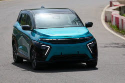 Atom electric vehicle test drive in Moscow