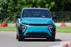 Atom electric vehicle test drive in Moscow