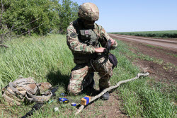 Russian deminers in Zaporozhye Region