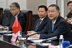 French and Chinese ecological ministers meet in Beijing