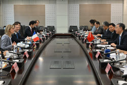 French and Chinese ecological ministers meet in Beijing
