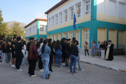 Nationwide exams for university candidates start in Greece