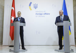 Turkish Foreign Minister Hakan Fidan visits Ukraine