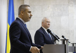 Turkish Foreign Minister Hakan Fidan visits Ukraine