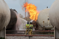 Последствия атаки БПЛА на газонакопительную станции в Енакиево в ДНР