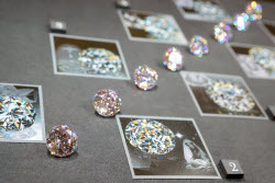 Russia - My Love jewellery exhibition in Moscow