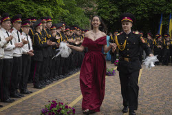 Ukraine School Graduates