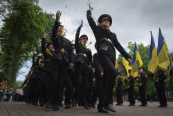 Ukraine School Graduates