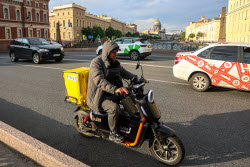 Курьеры в Санкт-Петербурге