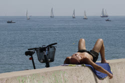 Hot weather in eastern Spain