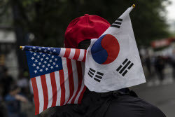 South Korea's presidential candidate Kim Moon-soo holds campaign rally