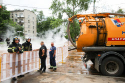 Обстановка у метро "Молодежная" в Москве