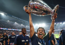 PSG team celebrate with fans at Parc de Princes