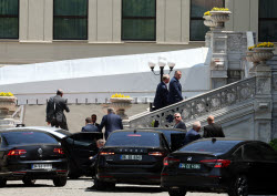 Ukraine, Russia meet in Turkey for peace talks