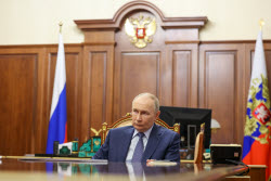 Встреча президента РФ Путина и уполномоченного при президенте РФ по правам ребенка Львовой-Беловой
