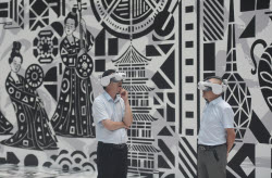 Visitors Experience XR Immersive Exhibition In Hangzhou