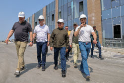 Russian Construction, Housing and Utilities Minister Faizullin on working trip to Kherson Region