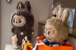 Labubu toys on sale in Moscow