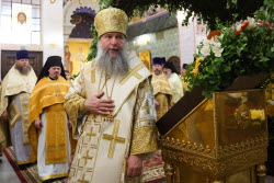 Встреча ковчега с мощами святителя Тихона, патриарха Московского, в Екатеринбурге