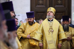 Встреча ковчега с мощами святителя Тихона, патриарха Московского, в Екатеринбурге