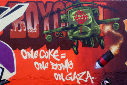 Senegal artists protest Israel's so-called livestock donation with murals