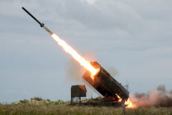 Russian Solntsepyok and Tosochka heavy flamethrower system crews in combat training in Saratov Region