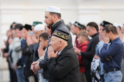 Празднование Курбан-байрама в Казани