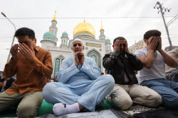 Празднование Курбан-байрама в Москве