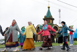 (+VIDEO) Great Lokti Circle Dance festival in Novosibirsk Region, Russia
