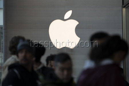 Apple Vision Pro launch in los Angeles