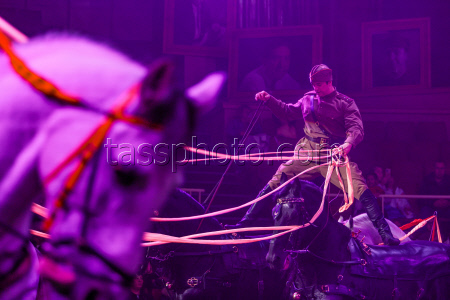Clown circus show premieres in Lugansk