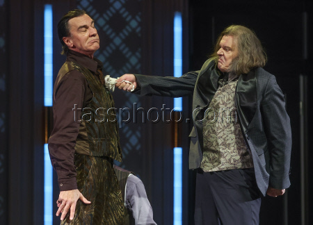 Preview of Satire Theatre production of Gogol's The Gamblers