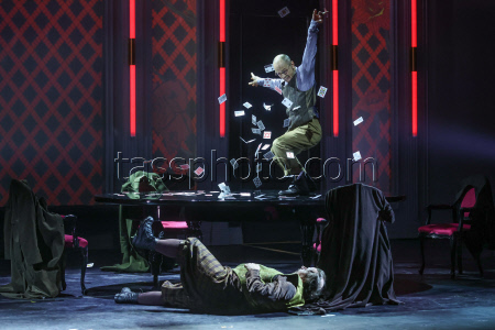 Preview of Satire Theatre production of Gogol's The Gamblers