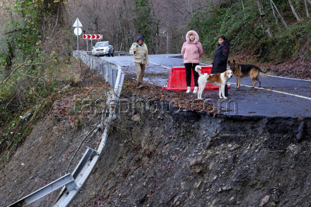 Landslide collapses road after heavy rains in Sochi