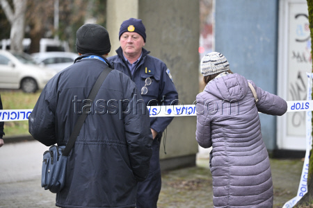 По меньшей мере один ребенок погиб при нападении мужчины с ножом в школе в Загребе