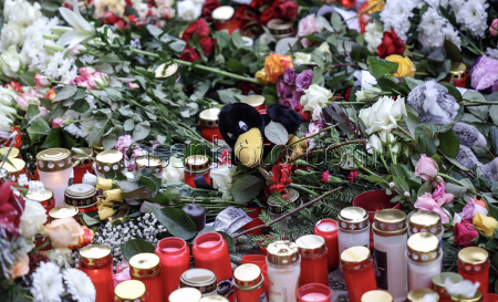 Автомобиль наехал на людей на рождественском рынке в немецком Магдебурге