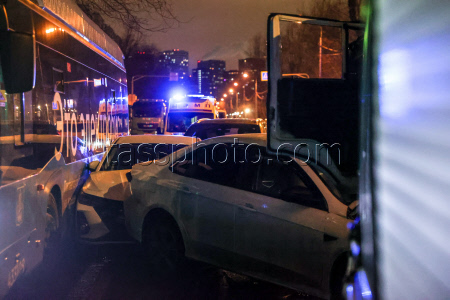 Multiple vehicle collision in Moscow