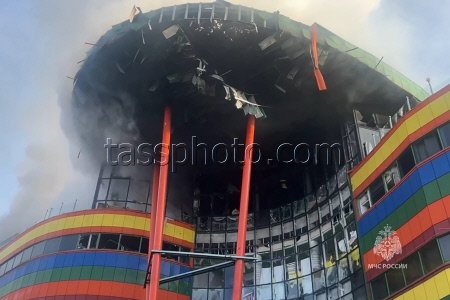 Explosion starts shopping centre fire in Vladikavkaz