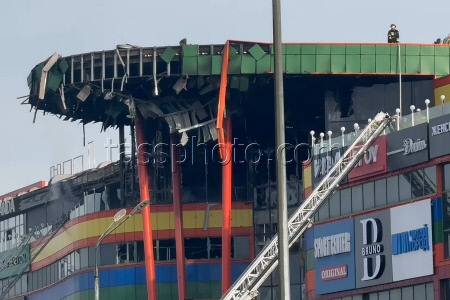 Explosion starts shopping centre fire in Vladikavkaz