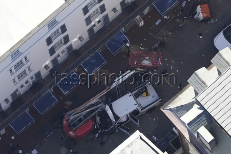 В Новом Орлеане не менее 10 человек погибли при наезде на толпу
