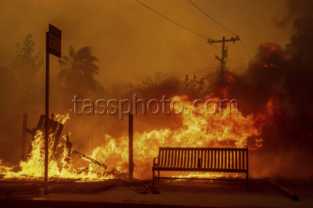 APTOPIX California Wildfires.