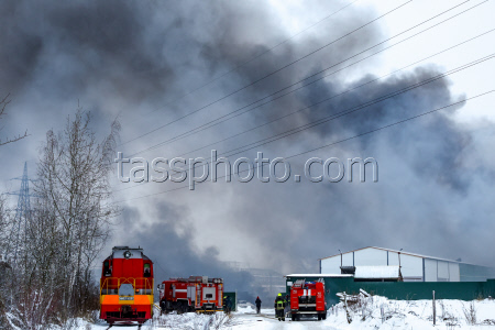 Пожар на производстве ацетона в Ленобласти