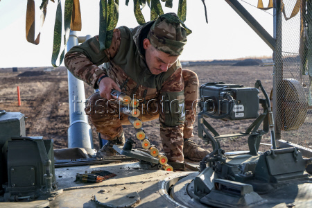 Russian Army BMP-3 vehicle crews undergo training in Kherson Region