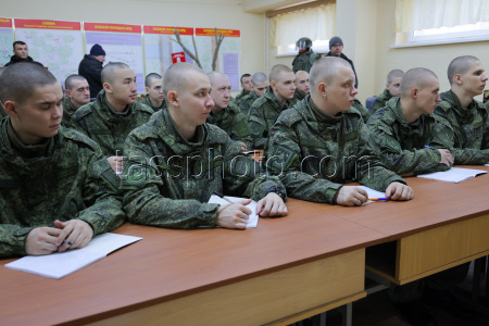 Servicemen of Russian engineer unit undergo training in Rostov-on-Don Region