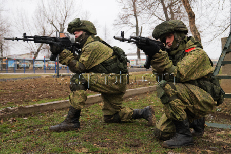 Подготовка военнослужащих инженерно-саперного соединения в Ростовской области