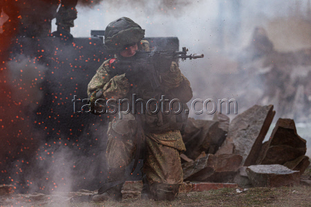Servicemen of Russian engineer unit undergo training in Rostov-on-Don Region
