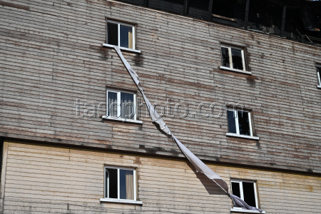 Dozens dead in fire at ski resort in Turkey